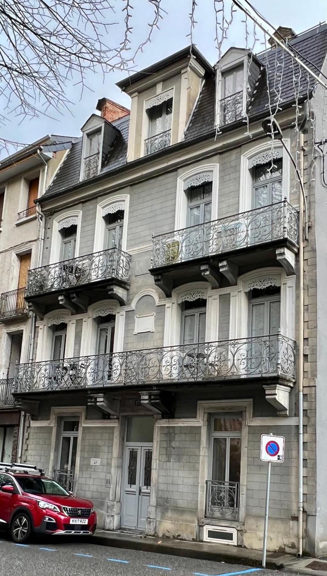 Fantastic Ground Floor Apartment Opposite Thermes Bagnères-de-Luchon Exterior foto